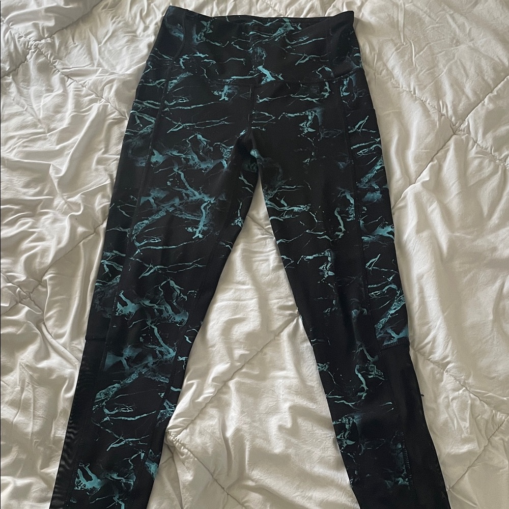 Black and Teal Marble Leggings